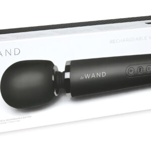 Le Wand Petite - exkluzivní akumulátorový masážní vibrátor (černý)